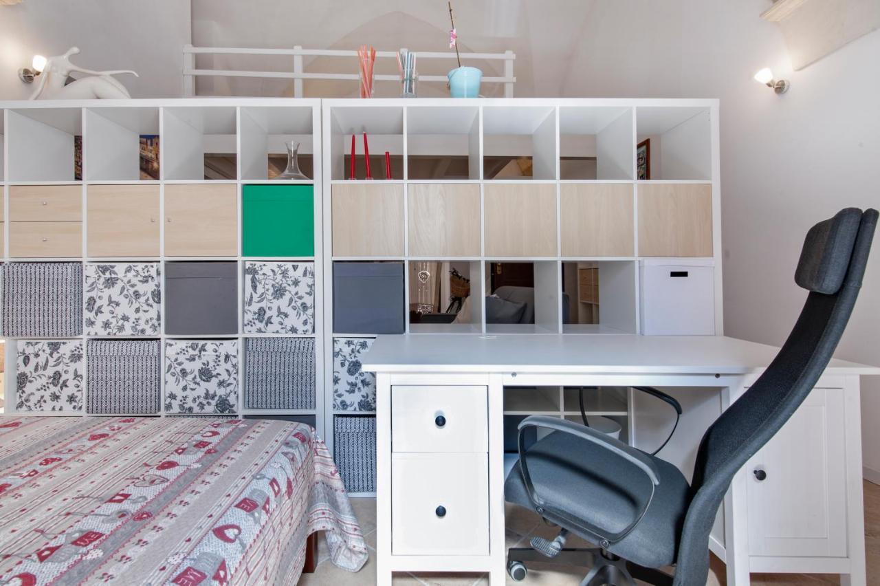 Mesagnesi 6 - Loft Centro Storico Sit Apartamento Lecce Exterior foto